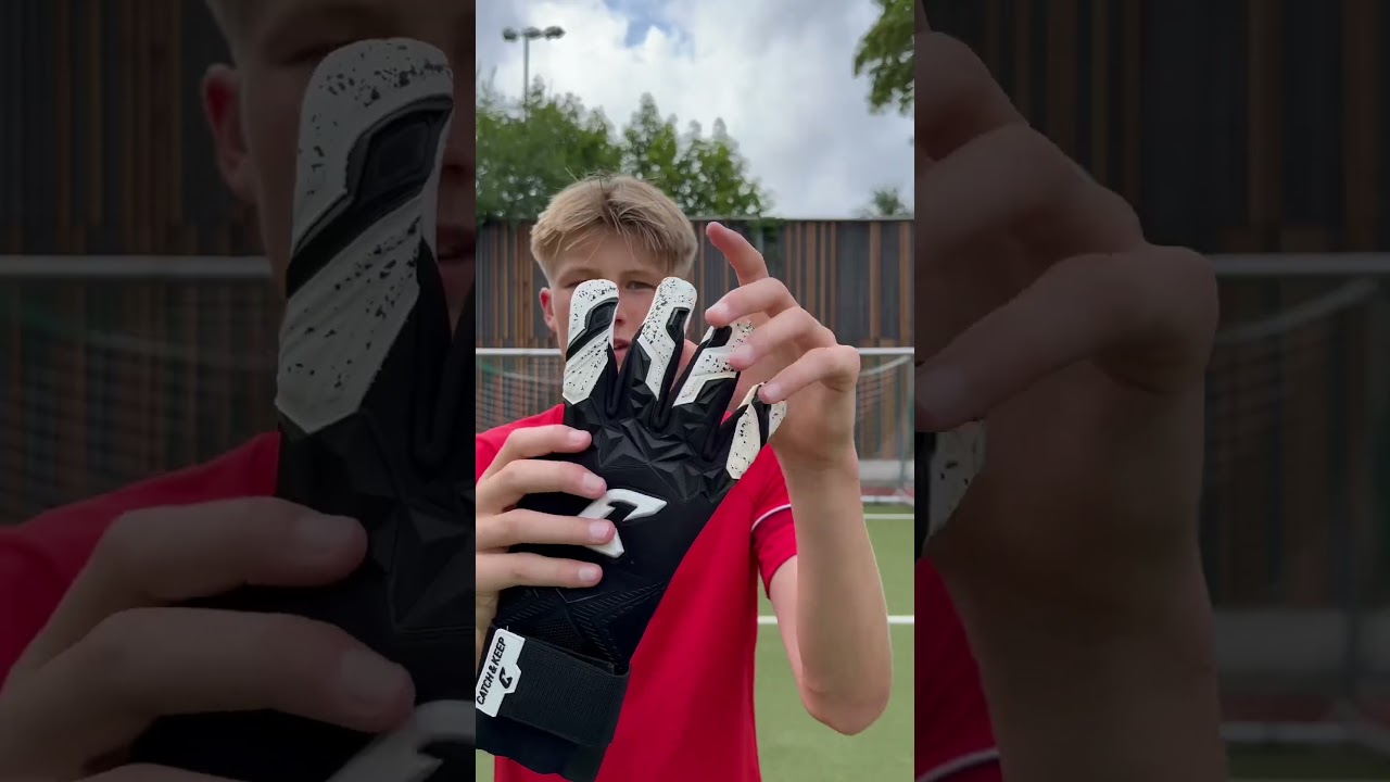 Der Pulse X Black von @catchandkeep ist der Hammer🧤🤩#viralvideo #fussball #goalkeeper #torwart