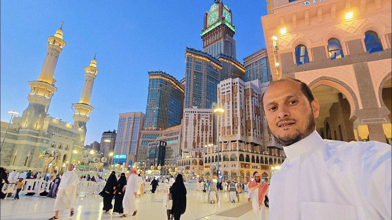 شاهد أجواء الفجرية في المسجد الحرام وشوارع مكة