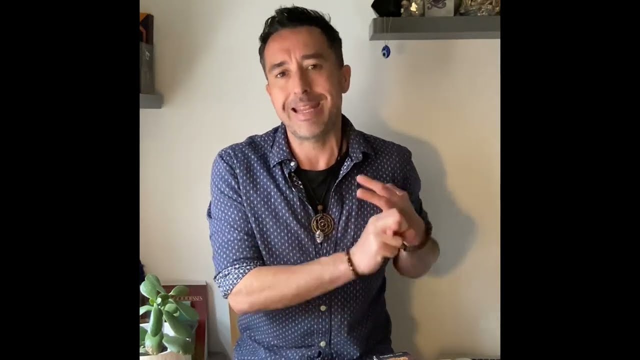 Aquarius ♒️ A PASSIONATE NEW BEGINNING Tarot Reading June 2024