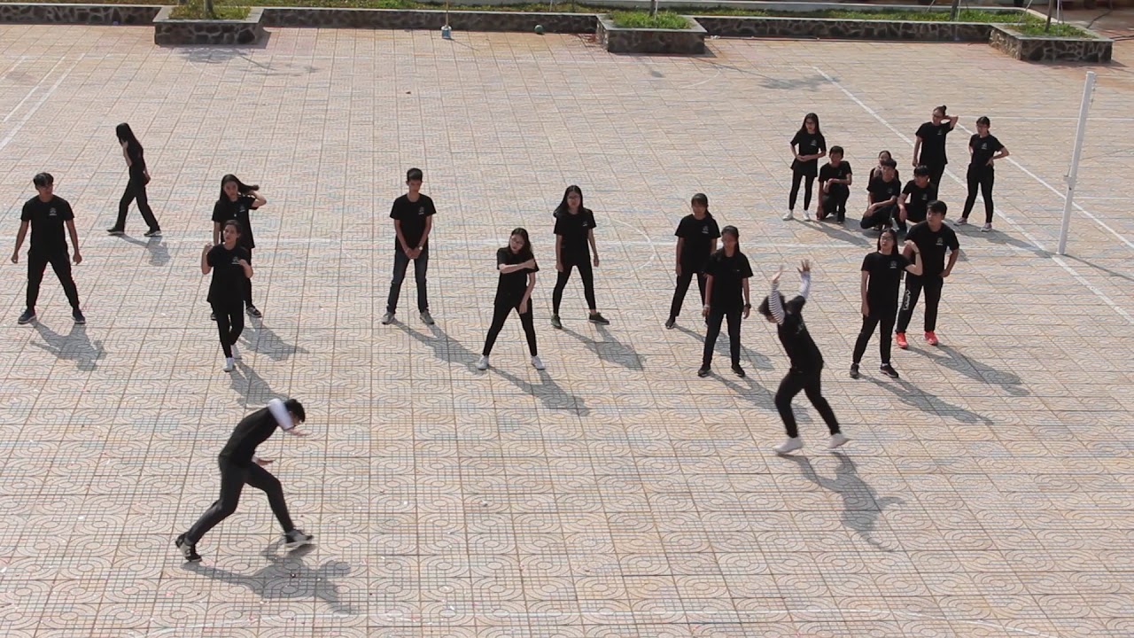Flashmob 2018 - 10A2 - THPT Gia Định