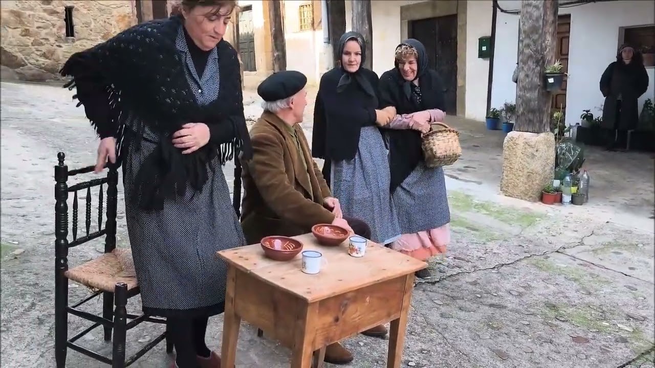 Ruta Teatral sobre las mujeres de Garganta la Olla (Cáceres) - EL ESTRAPERLO