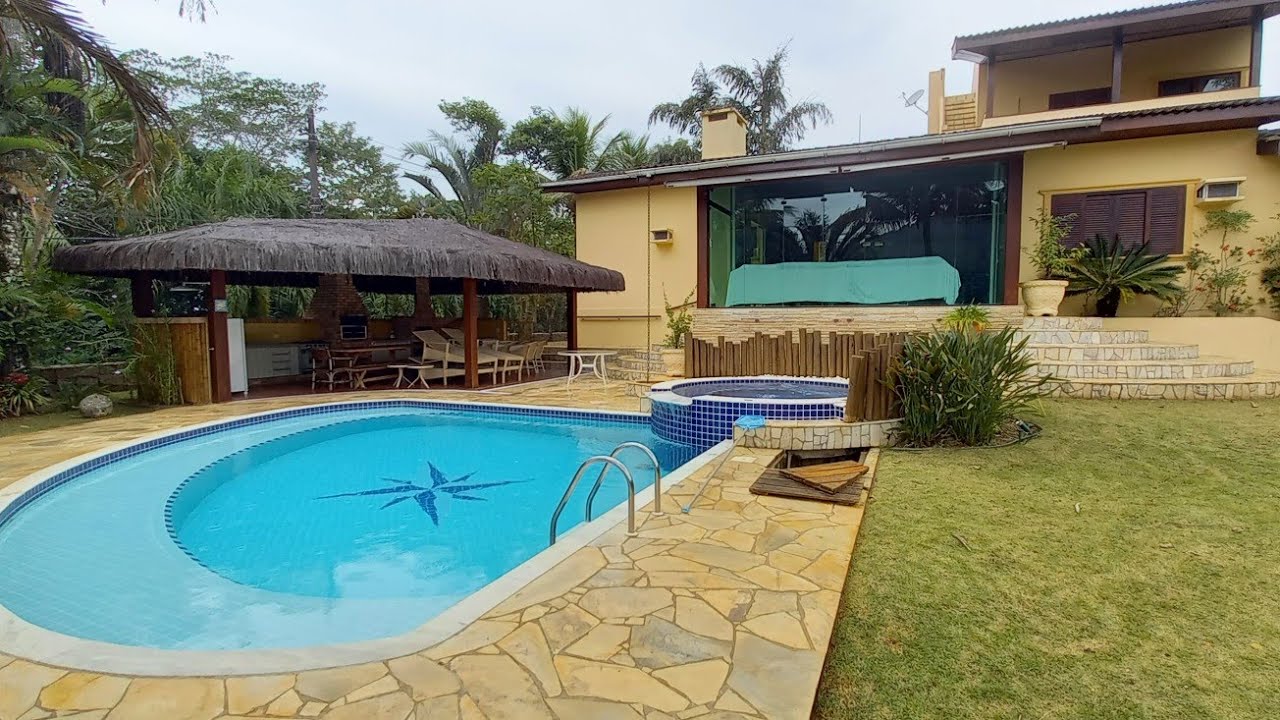 Casa em condomínio fechado - Praia das Toninhas - Ubatuba/SP