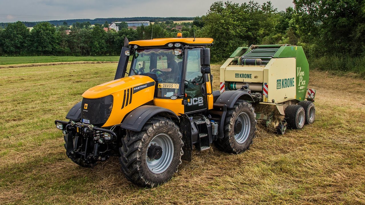 JCB Fastrac 3200 Xtra + Krone Vario Pack 1800