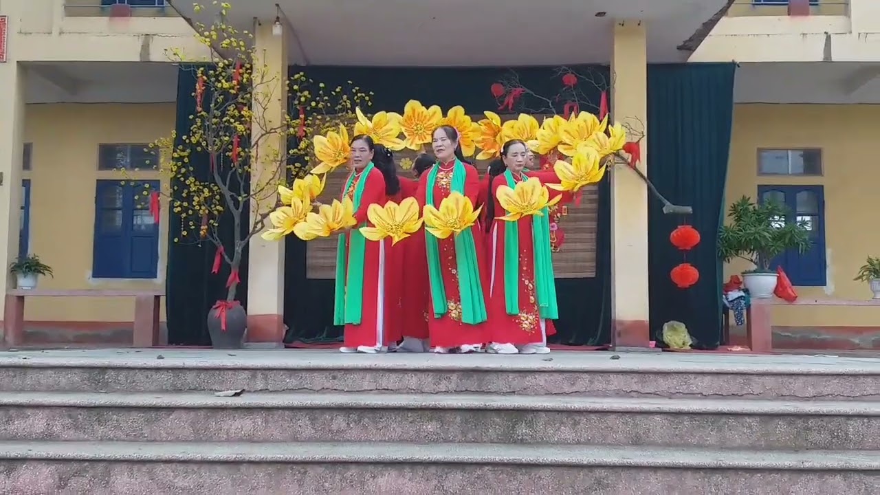 Chúc Thọ Đầu Xuân - CLB Hoa Lư