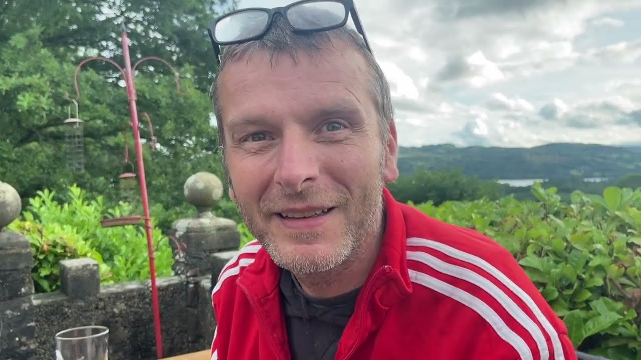 Family day out with my radio at Windermere YHA in The Lake District featuring @ThomasEdward