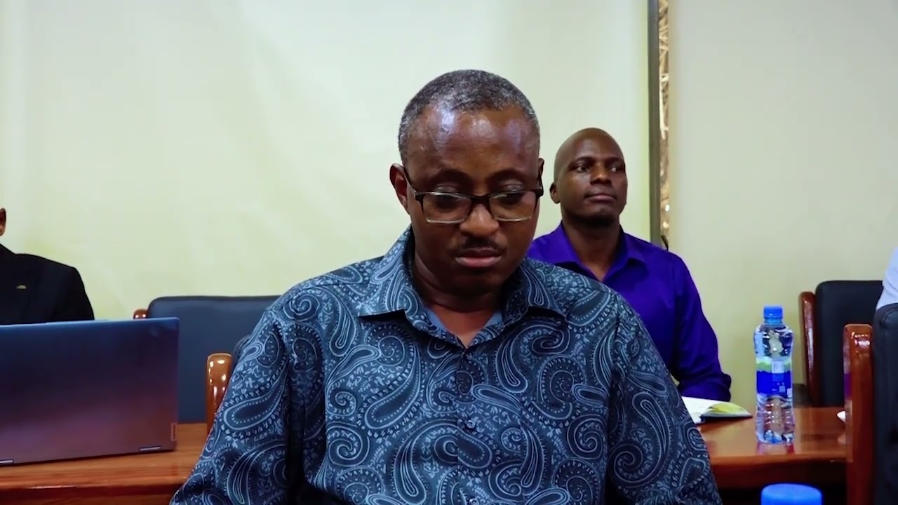 FCC iendeleni kusimamia ushindani soko -Naibu Waziri Londo