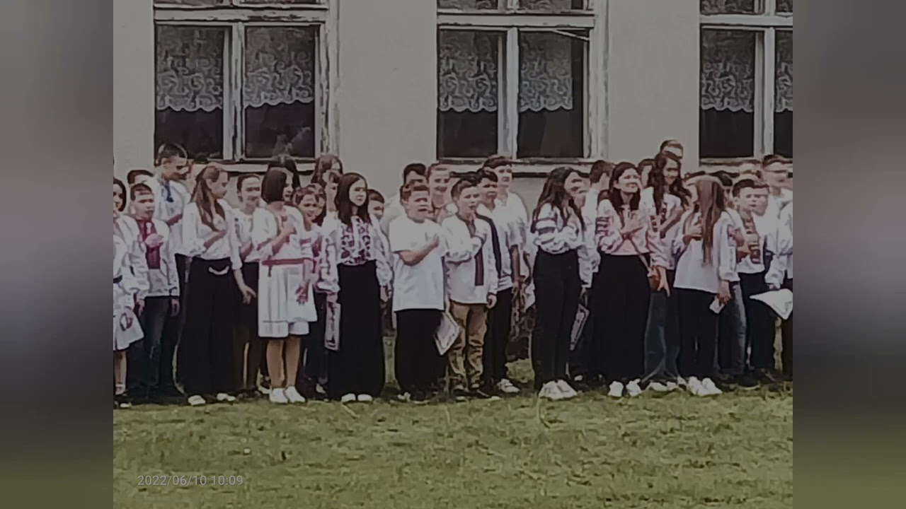 Останній дзвоник у Іваниківка 2022