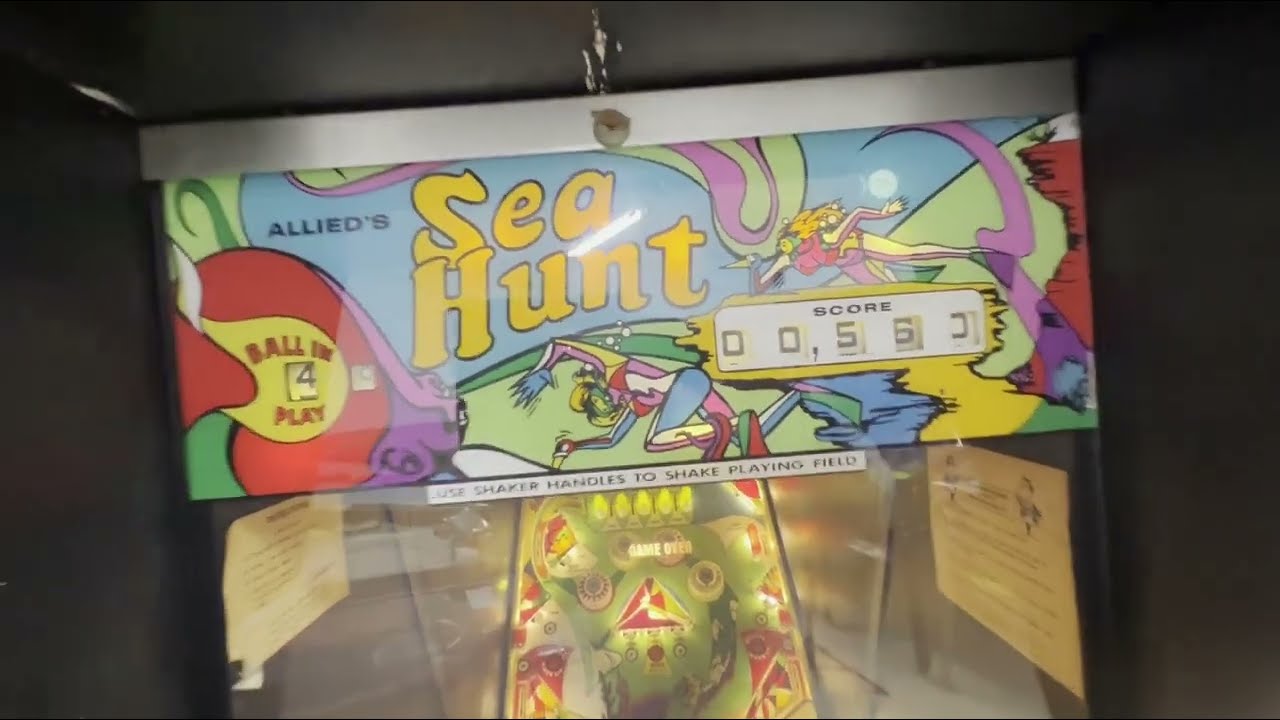 1972 Allied Leasure Sea Hunt shakerball pinball at Ann Arbor VFW pinball museum