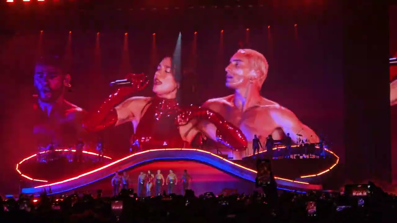 Dua Lipa - Hallucinate & Illusion (Estadio Nacional, Santiago, Chile 2025 // Radical Optimism Tour)
