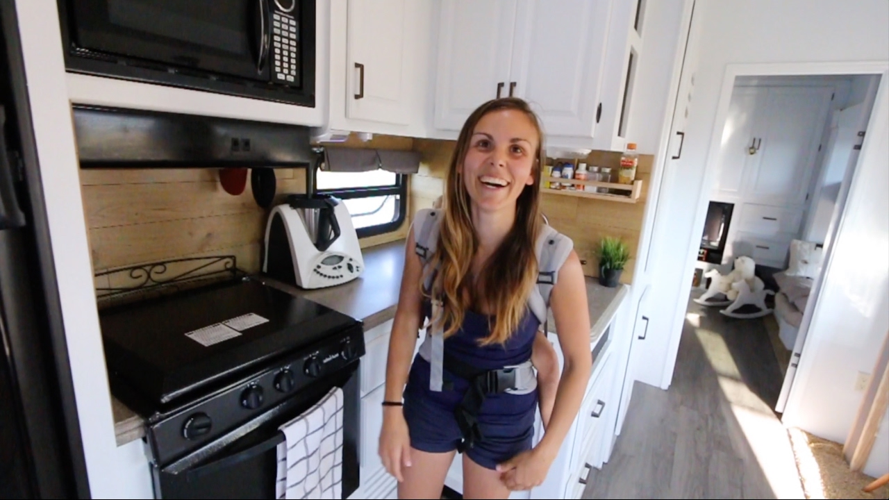 PR&Eacute;SENTATION DE NOTRE CARAVANE APR&Egrave;S LES TRAVAUX - Family Coste