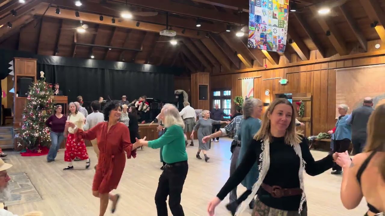 Elizabeth English Country Dance by Colin Hume called by Harrison Keely