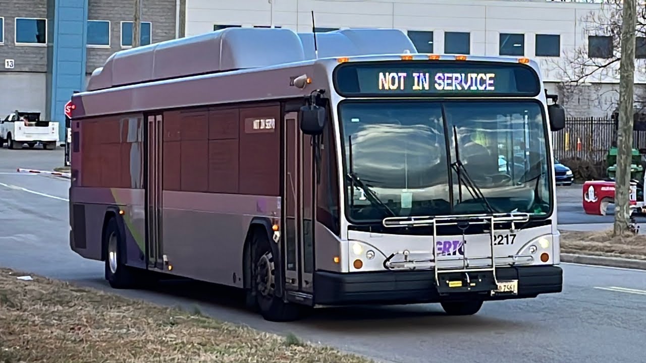 Buses Leaving/Entering The GRTC Garage Divison (Mini) (S1 EP13)