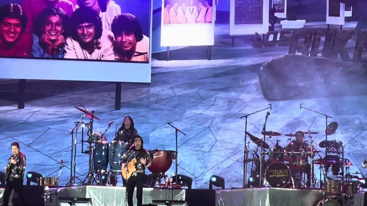 Los Bukis Una Historia Cantada Tijuana BC