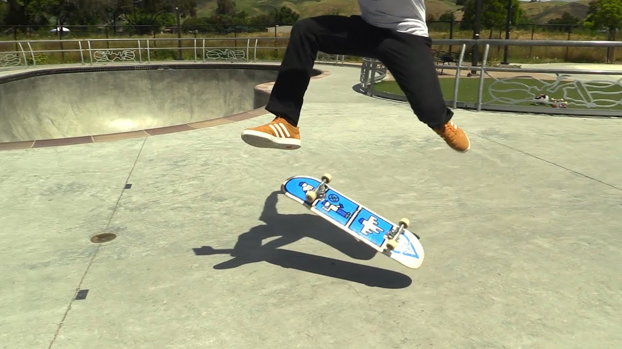 TODAY GABE LEARNS FRONTSIDE HEELS!