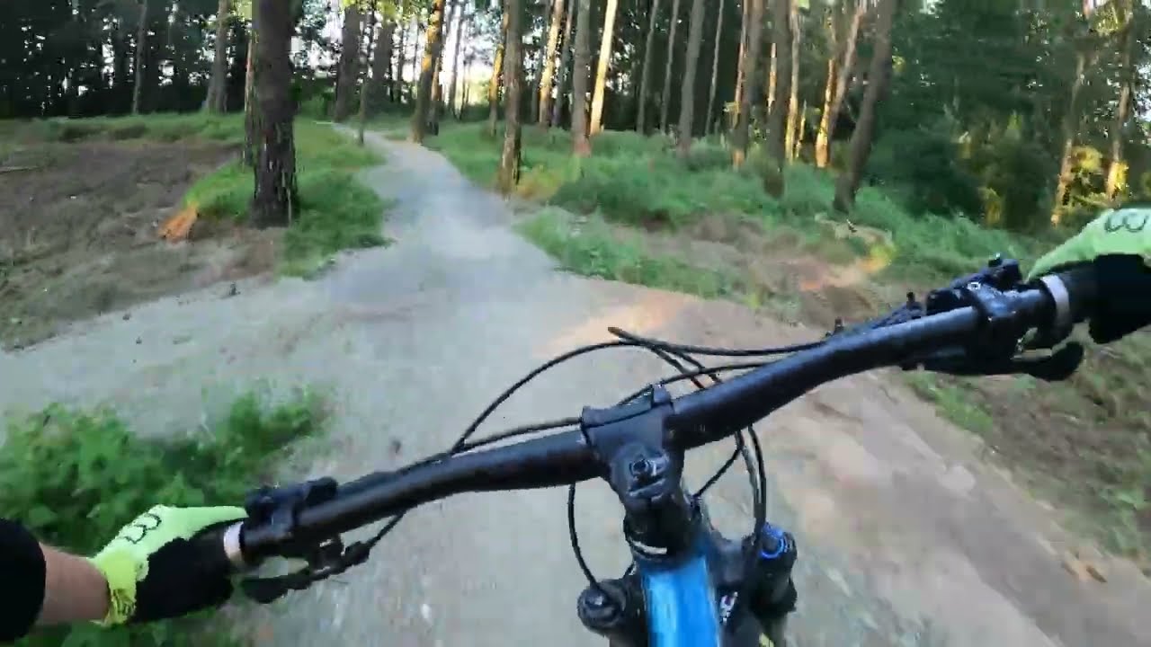 Rowerowy Park Umiejętności (skill park) w Brzegu Dolnym - wszystkie przeszkody