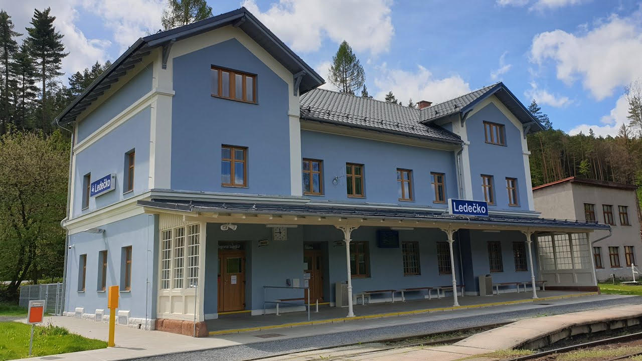 Ledečko - vlaky a hlášení (HIS) po modernizaci | UHD kvalita