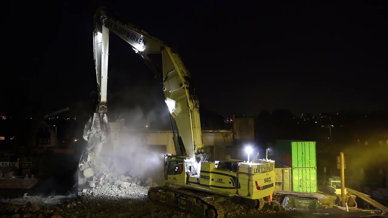 Liebherr R980 Demolition with MBI CR 140R concrete shear - Lek Sloopwerken