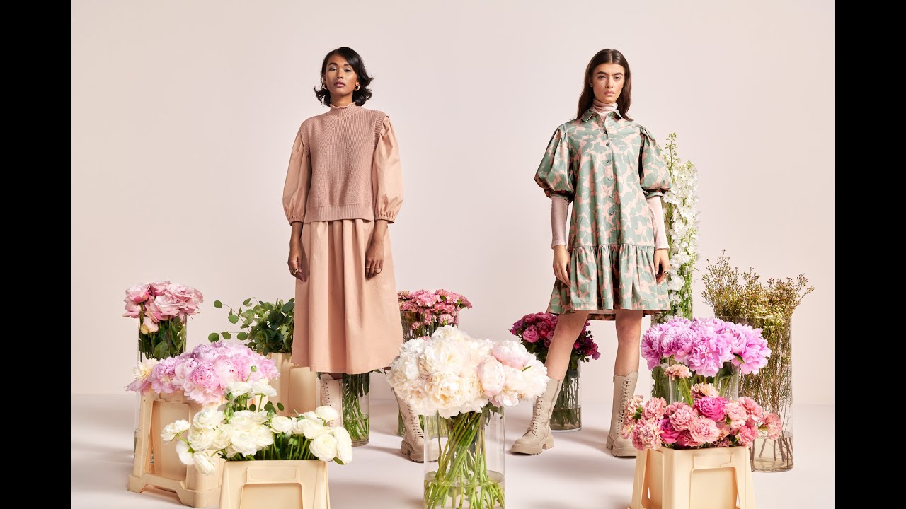 RIANI Spring 2022