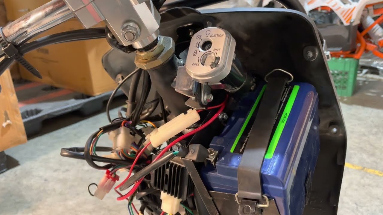 How to Change the Ignition on a Maddog Scooter | 50cc | 150cc | Venom Motorsports