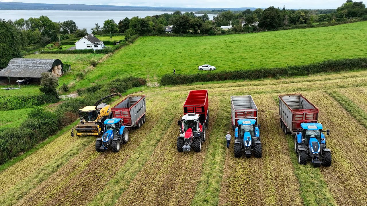 New 28ft.  HiSpec Kompactor - John Kennedy Agri Contracting