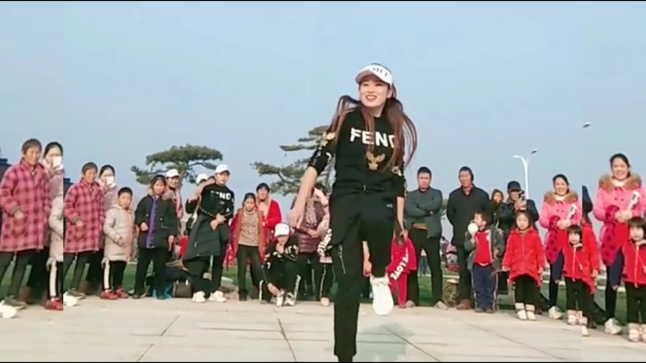Changchun   YanQiu   HeGa   Qingyun dances Trolling  The choreographer co wrote Dandan Choreographer
