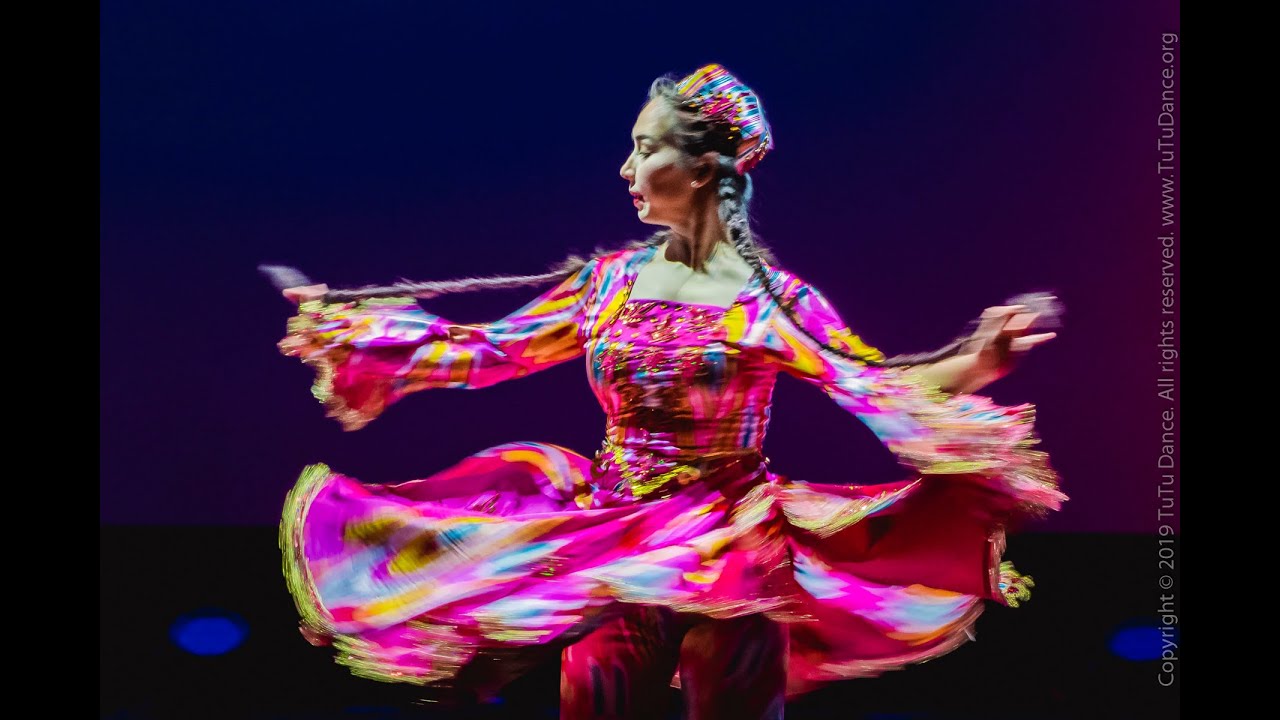 2019 | Uyghur Folk Dance |  Yusufu Guzhanuer | 'Rose of the Dawn'