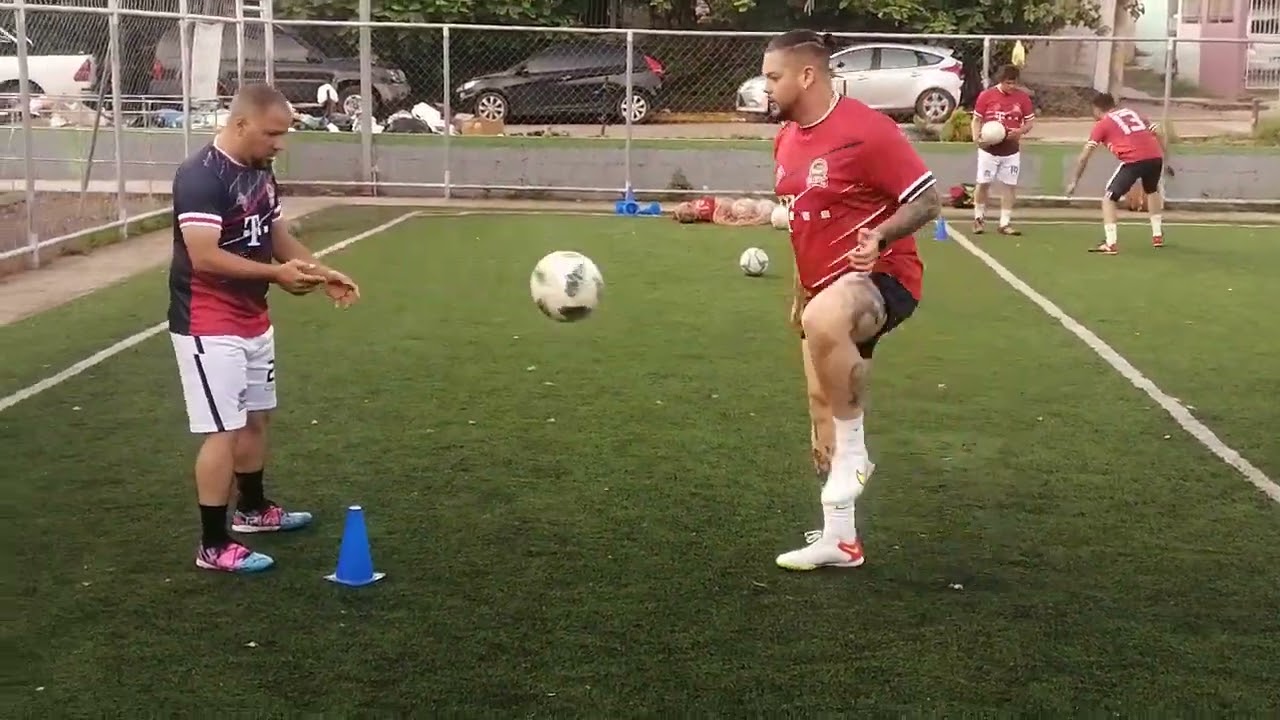 Pista técnica Futbol, ejercicios en parejas.