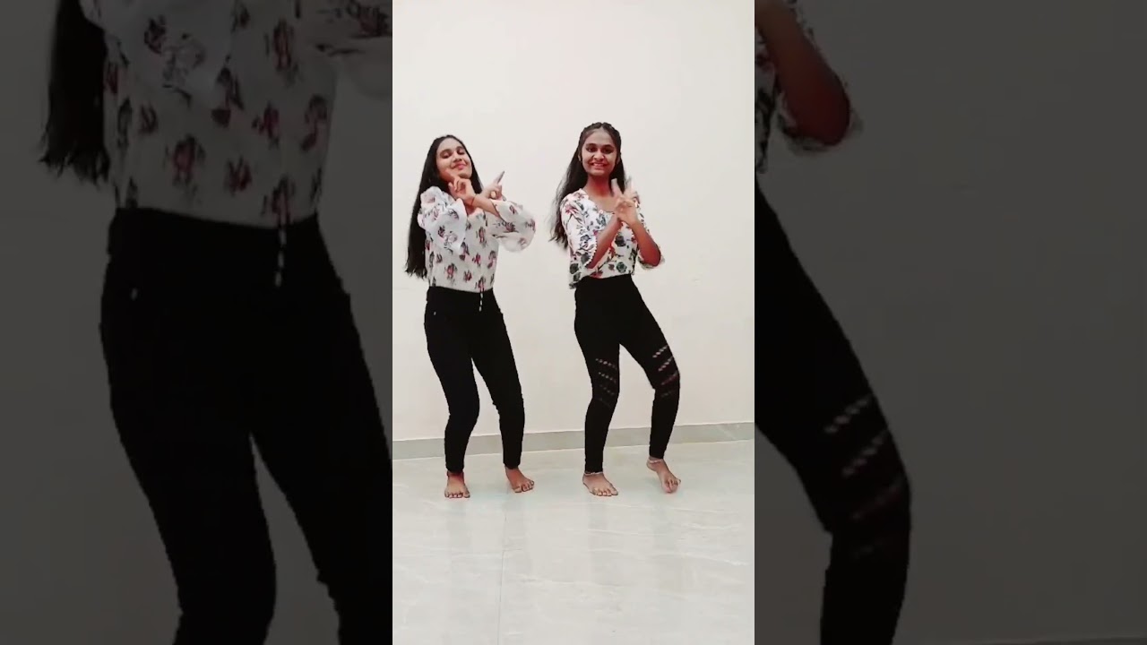 Besos❤️&zwj;🔥Oldversion #besos #sister #dance #srujana #sampada #youtube #ytshorts
