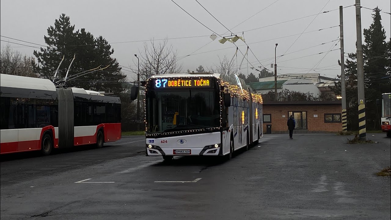 jízda s VÁNOČNÍM vozem 27TrNU ev.č. 624 na lince 87 v úseku V Rokli - Mírová | DPmÚL a.s.