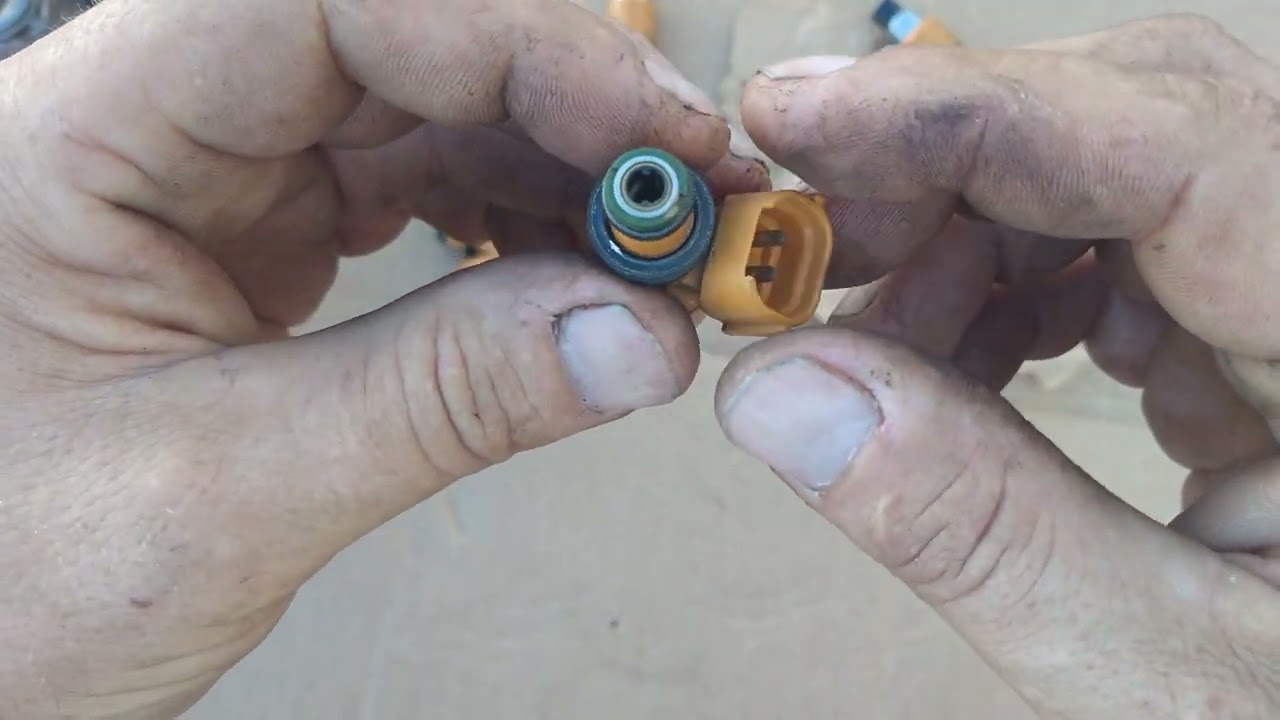 3 Tips for Cleaning Fuel Injectors on a Honda CBR600RR