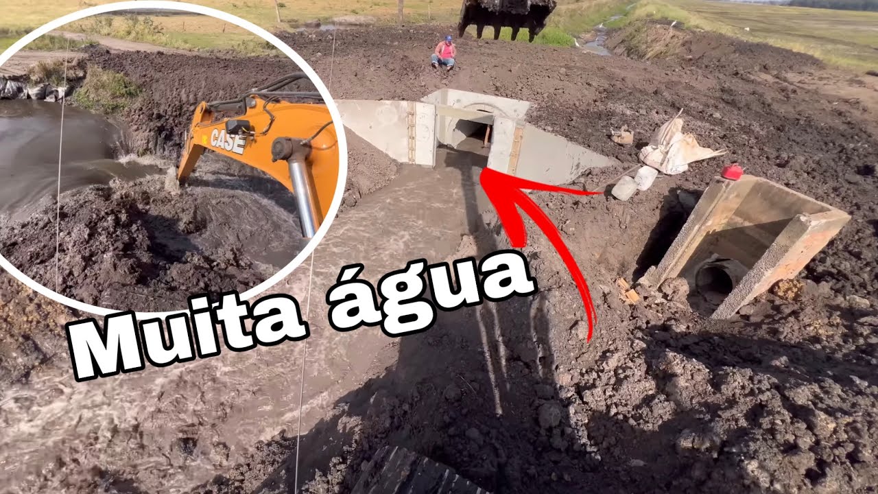 ABRI AS ÁGUAS PRA PASSAR NAS BARRAGENS 🛑 Escavadeira hidráulica 