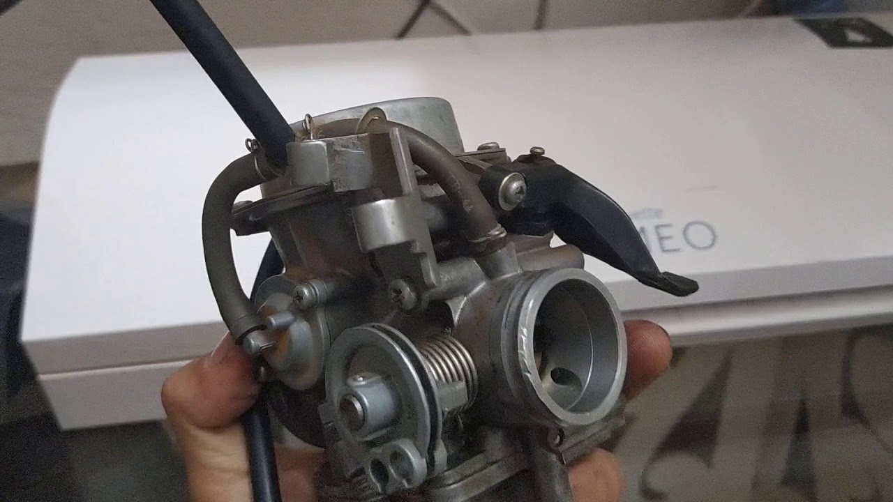 Como ligar os tubos de respiração do carburador da Twister/Tornado