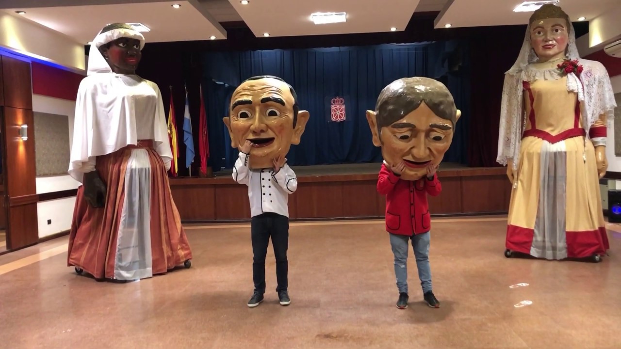 GIGANTES Y CABEZUDOS