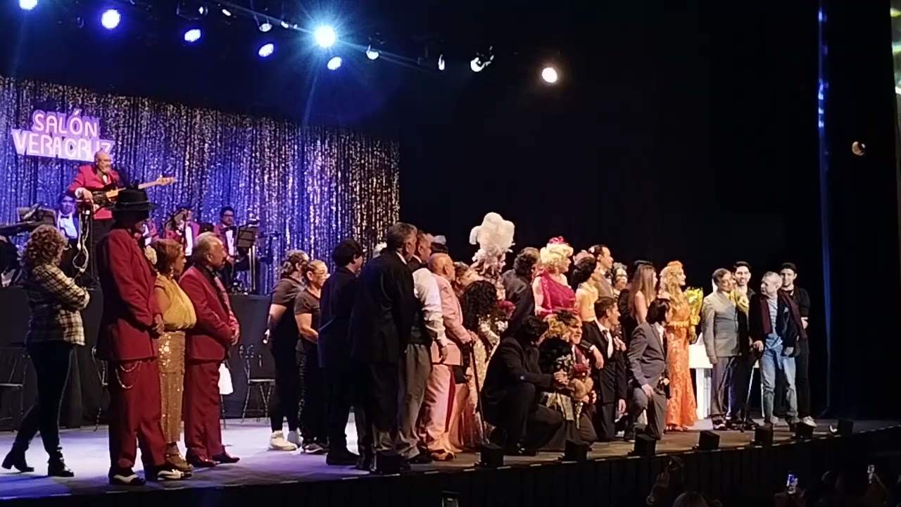 Noches de Danzón llega al Teatro Silvia Pinal: padrinos de lujo Jorge Luis Pila y Cesar Bono #teatro