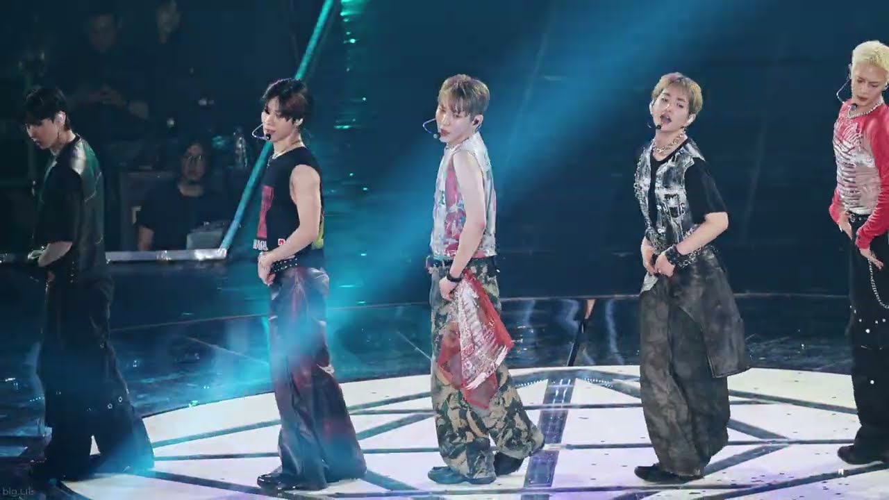 250523 KEY - SHIFT | SHINee World VII ESSAY