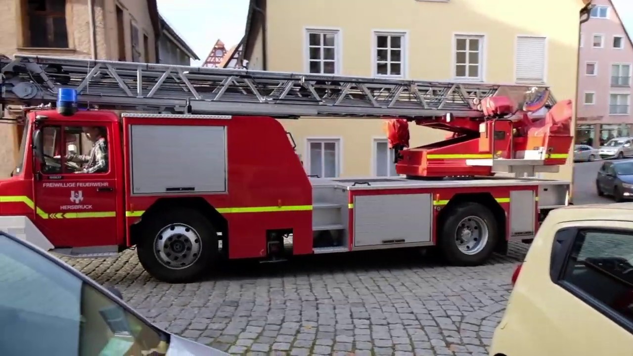 Zugeparkte Straßen : Weg frei für die Feuerwehr