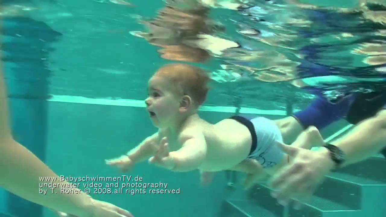Babyschwimmen   under water babys HQ   YouTube
