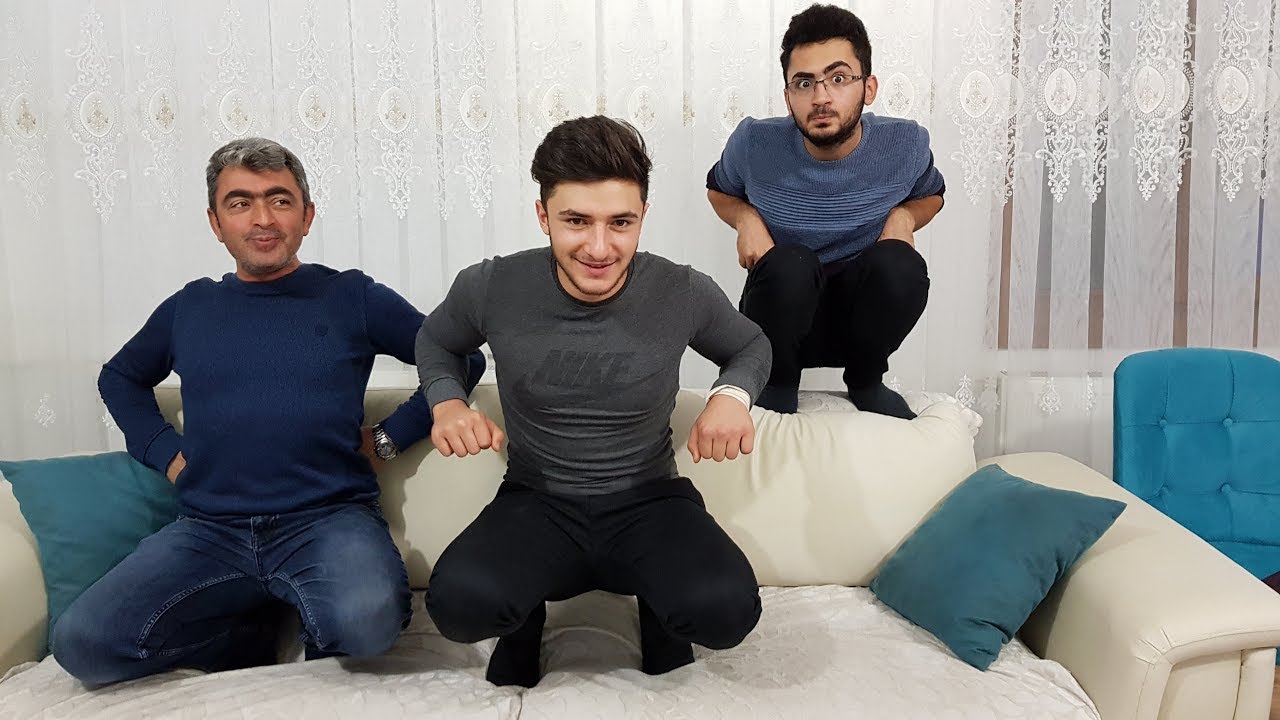 KRAL VEZİR OYUNU EĞLENCESİ DEVAM EDİYOR BABAM MIZIKÇILIK YAPTI