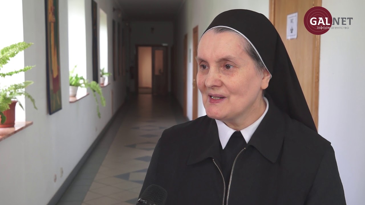Як живуть монахині та що спонукає їх зректися земних благ?