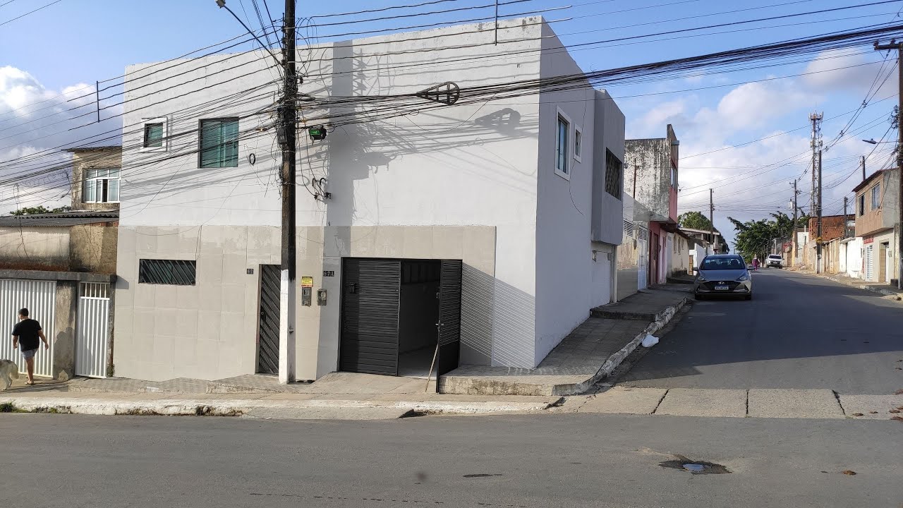IMÓVEL COM DUAS CASAS, BEM LOCALIZADO PERTO DA DUQUE DE CAIXIAS POR 350 MIL REAIS