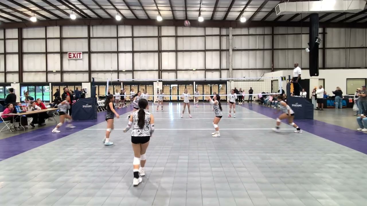 Tropical Touch - 15 Teine Matalasi vs Turlock Crush 14 Stacey
