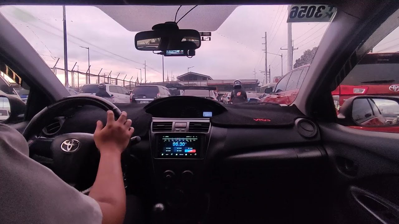 Morning Rush inside Toyota Vios Gen 2 