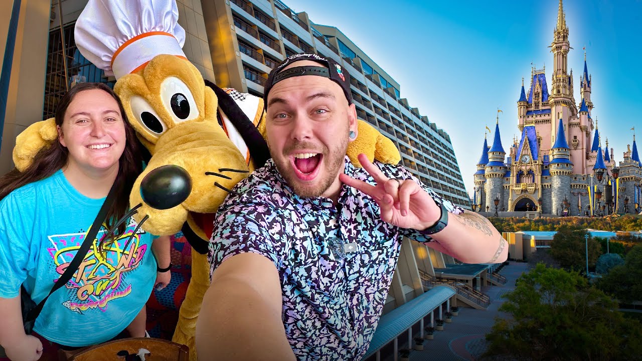 We Ate at the *MOST EXPENSIVE* Breakfast at Disney World! 🤑