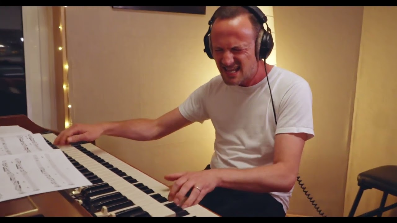 SPLASH THE CASH - Nigel Price Organ Trio