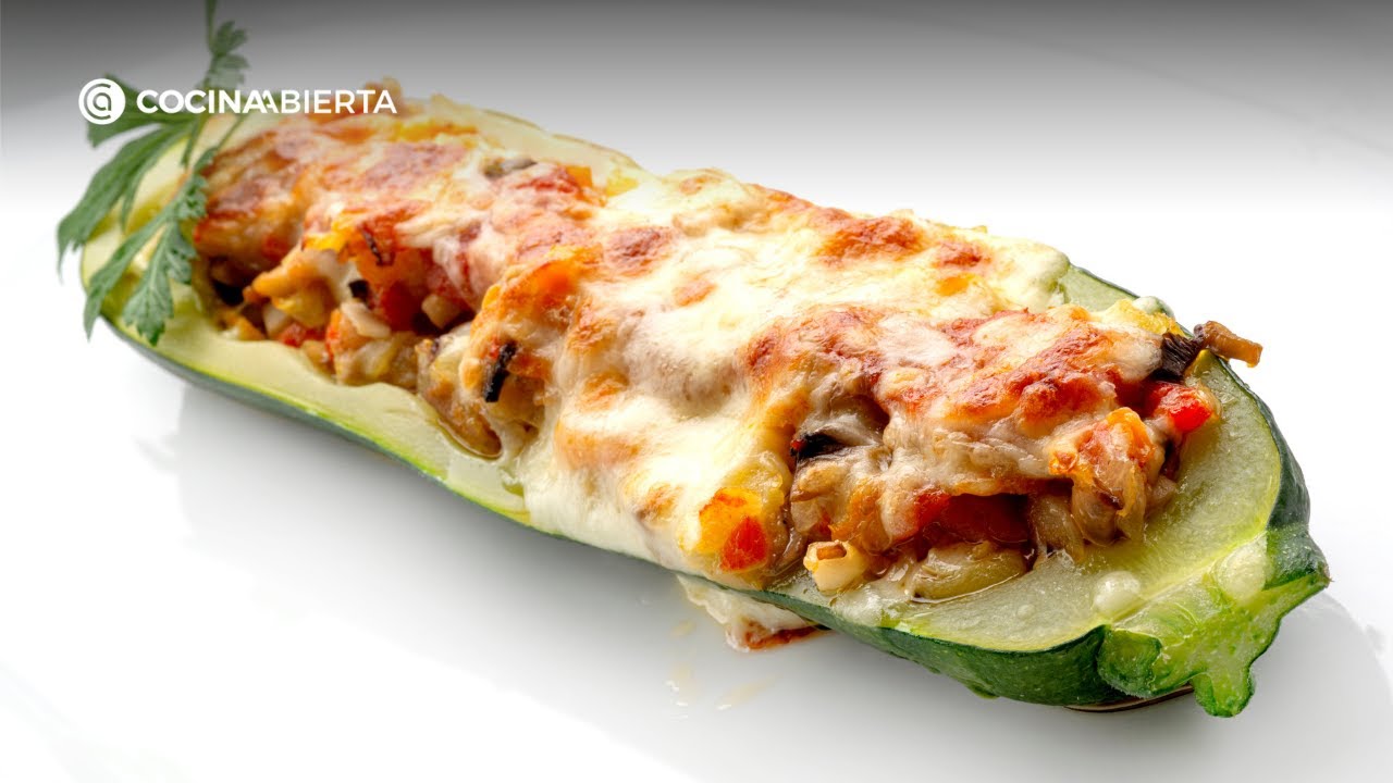 Calabacines rellenos de verduras con queso, una receta fácil que te enseña a preparar Arguiñano