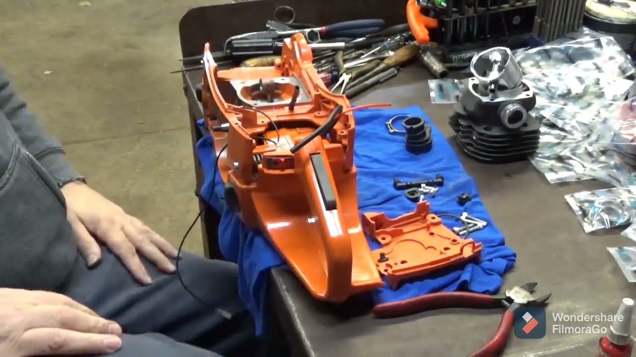 Farmertec 365/372 Parts Kit Partial Build Part 4, Last Video Setting the Cylinder
