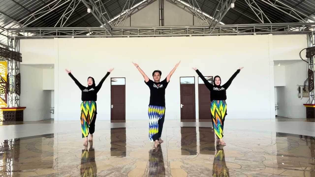 Tarian Pembukaan FLS2N Kab. Ketapang, Kalimantan Barat 2024