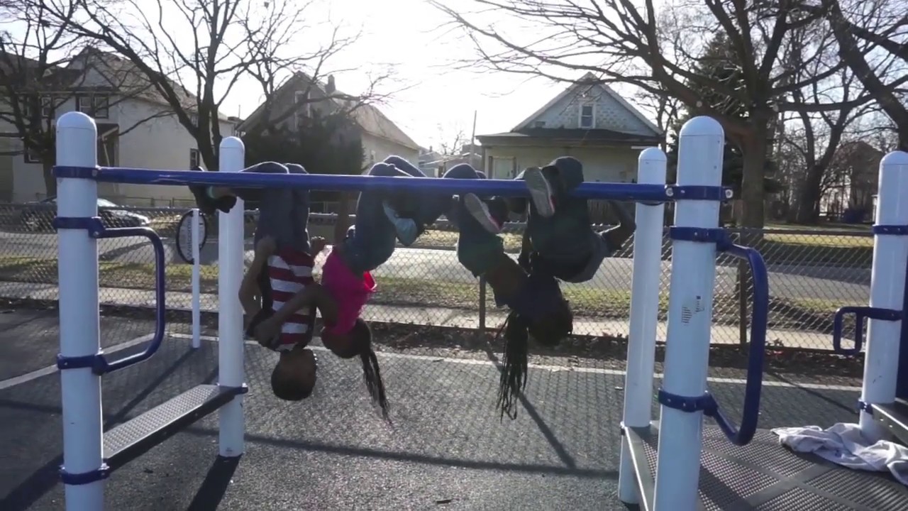 Intruder Alert 01 (Monkey Bar CHALLENGE)