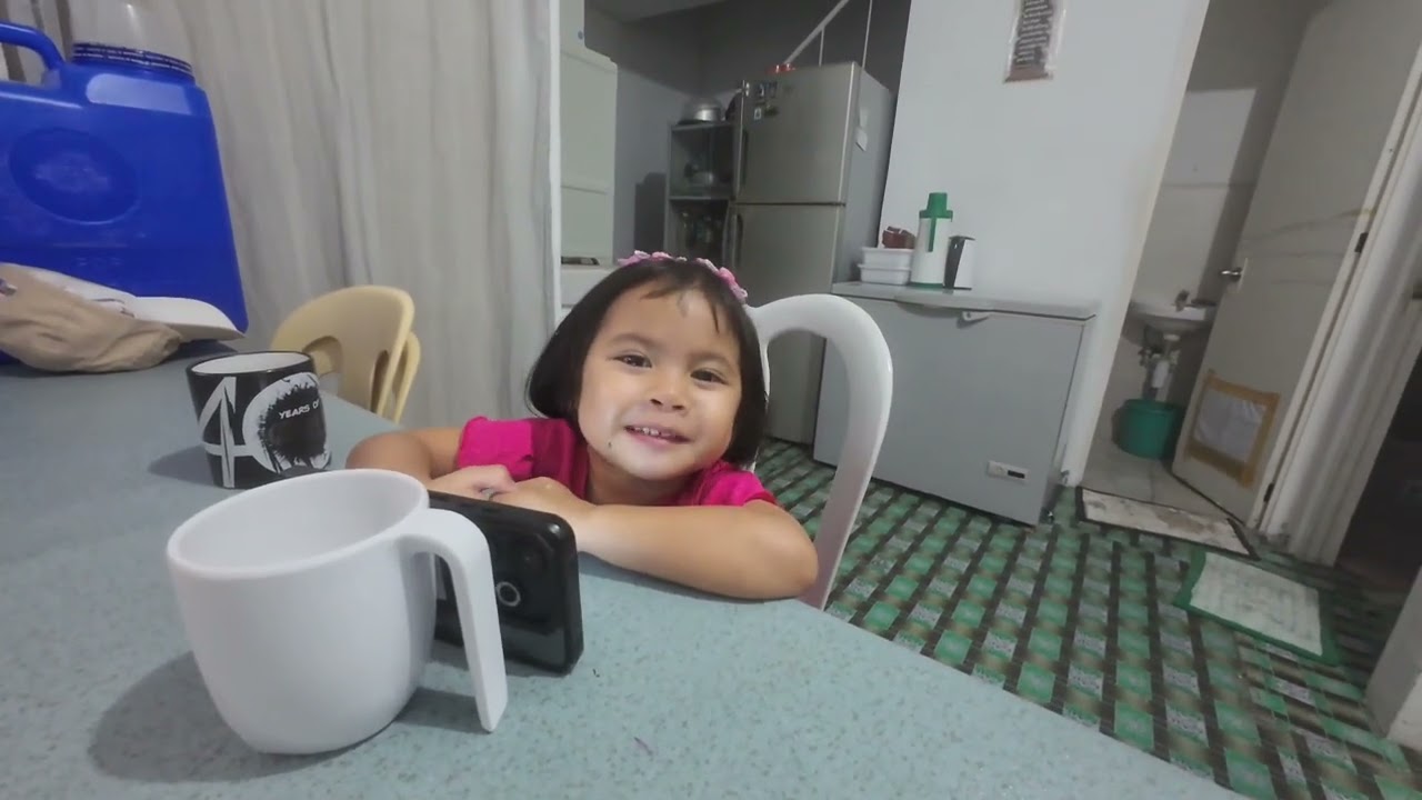 Yan ang apo kong makulit at maganda #kapobretv 