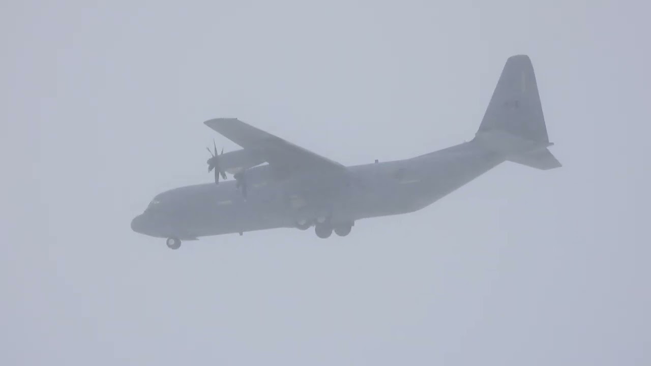 RCAF CC-130J Super Hercules 130613 Landing in Terrible Snowstorm Runway 24